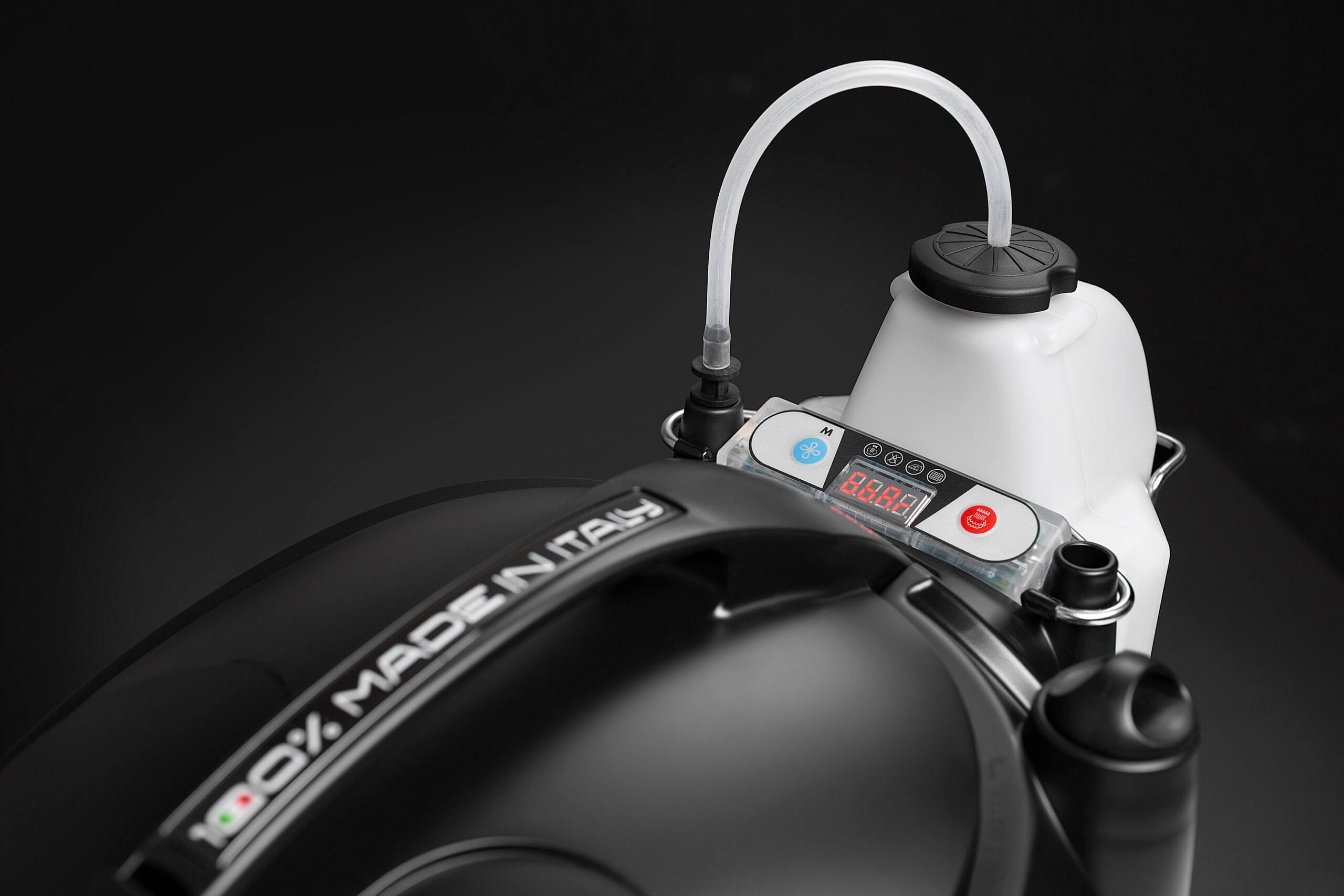 Close up piu pro watertank