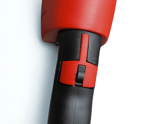 Detailfoto Aan Uit Knop Van De M Serie Kleding Stoomborstel