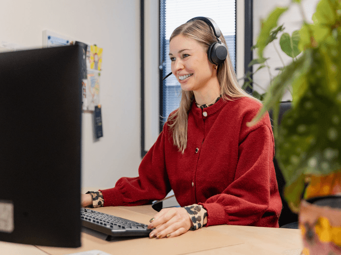 Anika Tce Op Kantoor