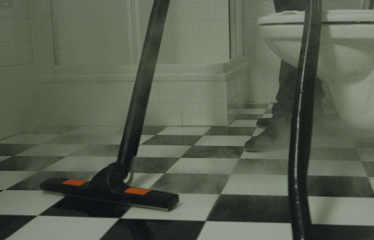 sanitair vloer reinigen